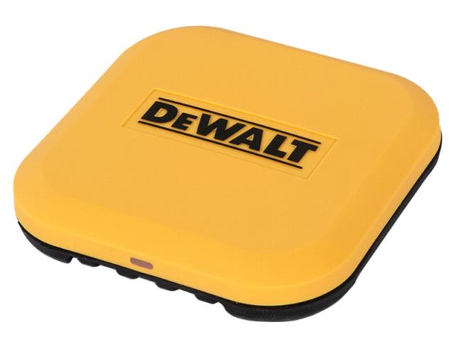 Rental store for DEWALT USB WIRELESS QI CHARGER 6 in North Wilkesboro NC